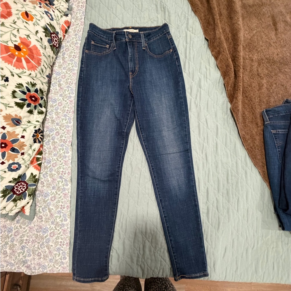 Levi's Women's Dark Blue Skinny Jeans